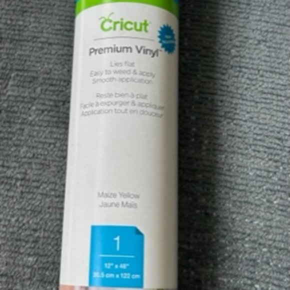 Cricut Permanent Glossy Premium Vinyl - Maize Yellow - NWT - Picture 3 of 4